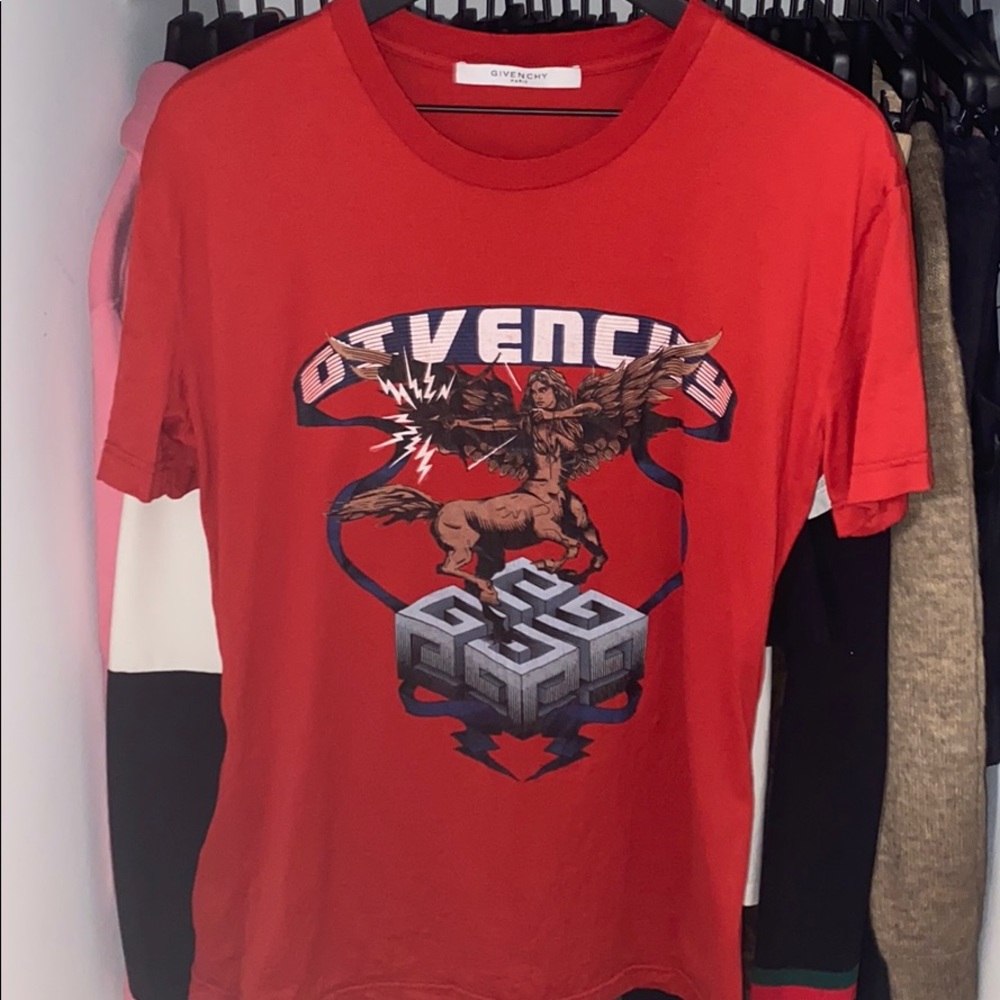 Givenchy T-shirt Size Small